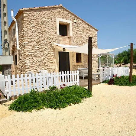 Holiday home Cau D'amor