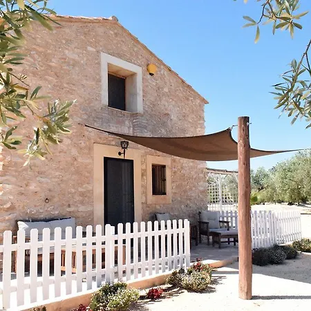 Holiday home Cau D'amor